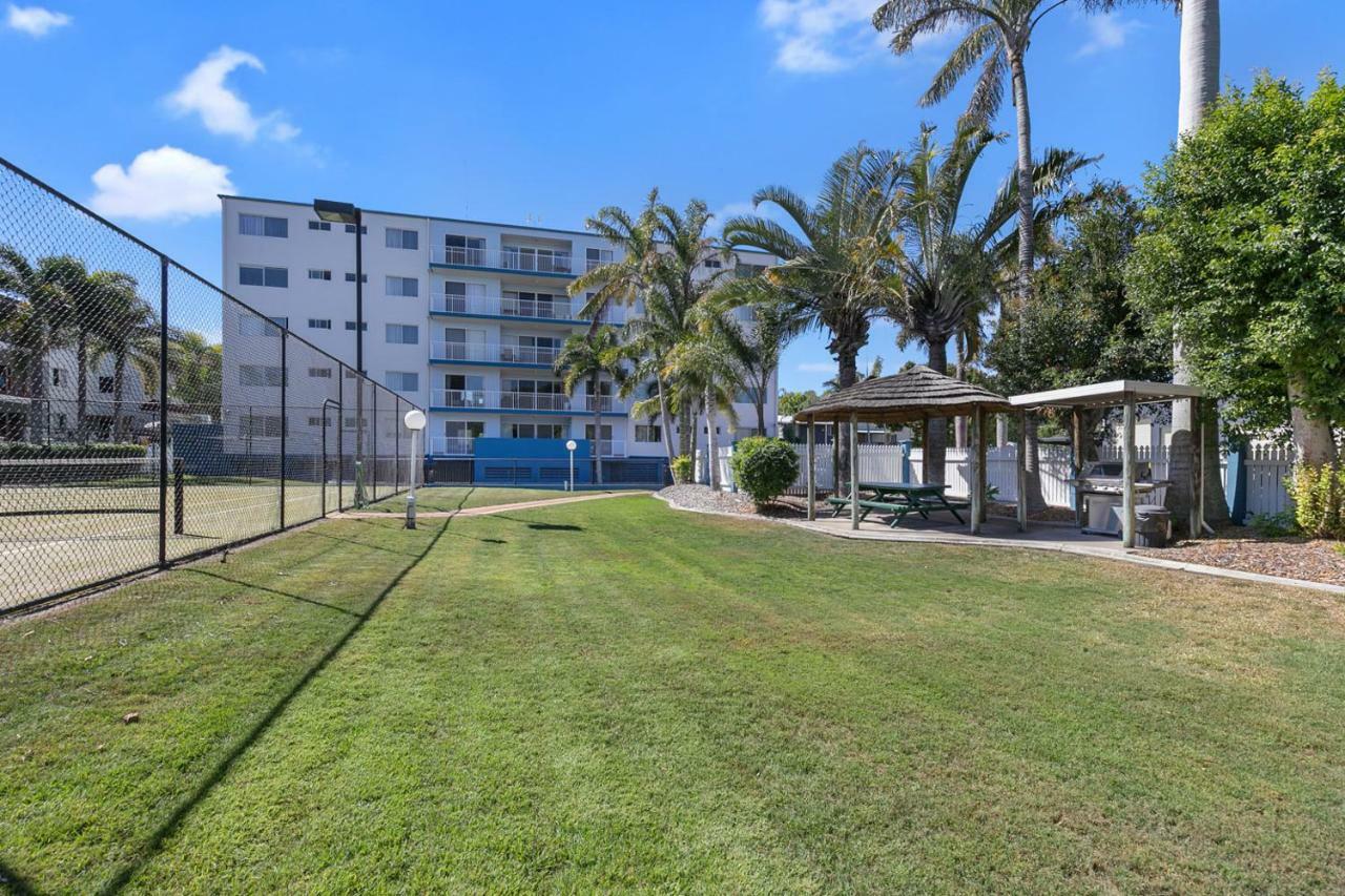 White Crest Apartments Hervey Bay Zewnętrze zdjęcie